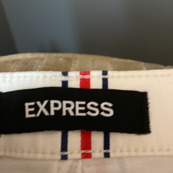 Woman’s cropped high rise wide leg size 2 express - Picture 5 of 6